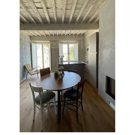 Alberto E Costanza Apartment *